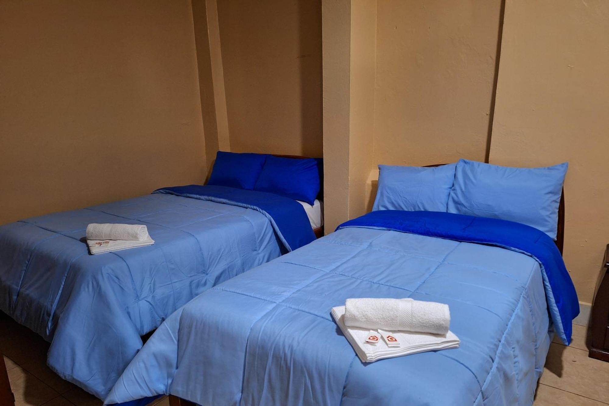 The Travel House Hotel Quito Exterior photo